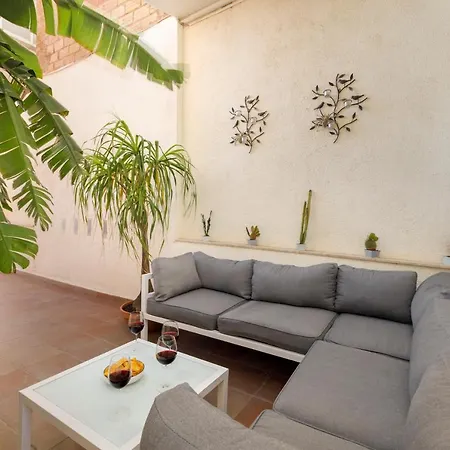 Barcelona Sunny Terrace Apartment L'Hospitalet de Llobregat Exterior photo